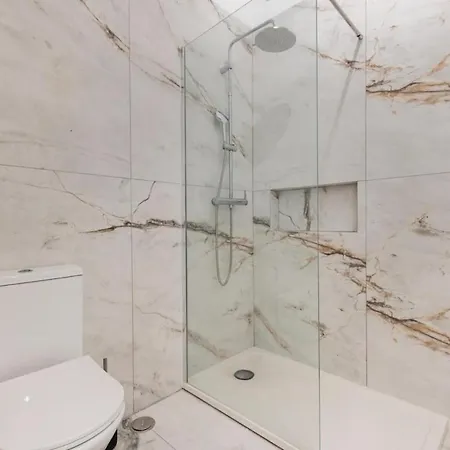 2-bedroom شقة