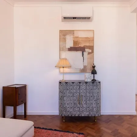 2-bedroom *